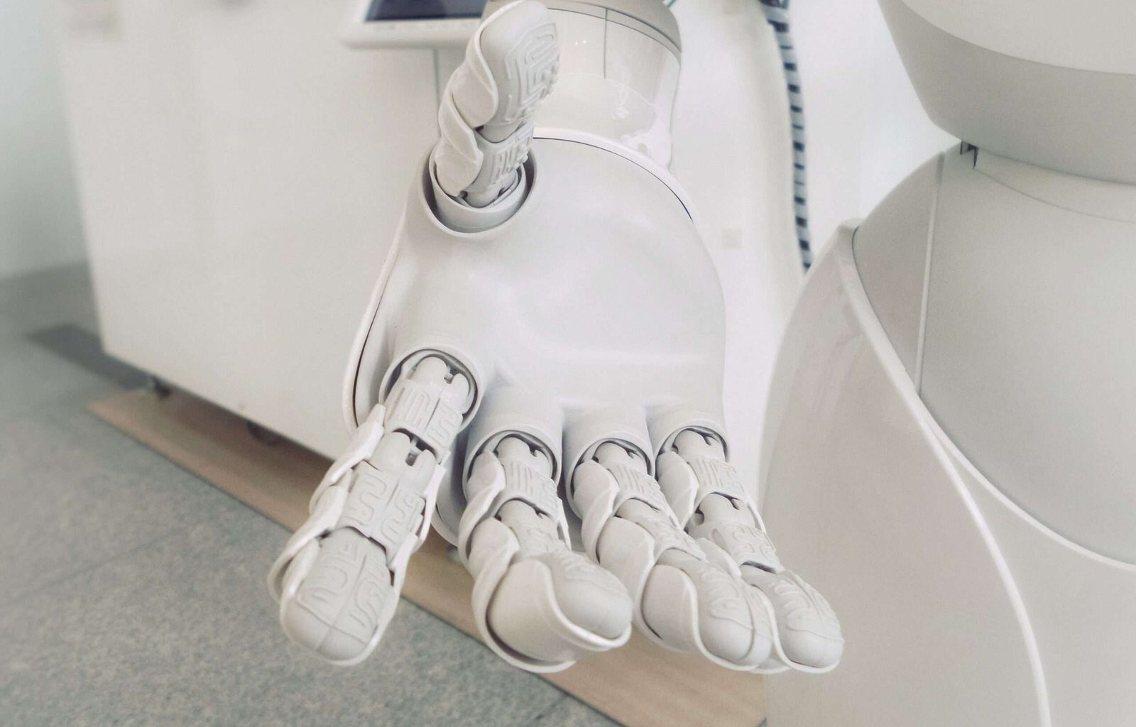 Robot/Automation