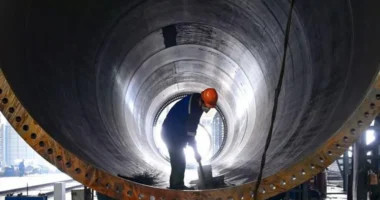 Gross domestic product rose by 4.6% on a yearly basis, below the government's "around 5%" annual target