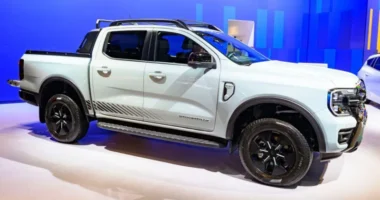 Large American pickup trucks are difficult to drive around Europe's old and narrow streets