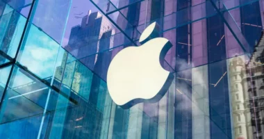 UK backs down in Apple privacy row, US says