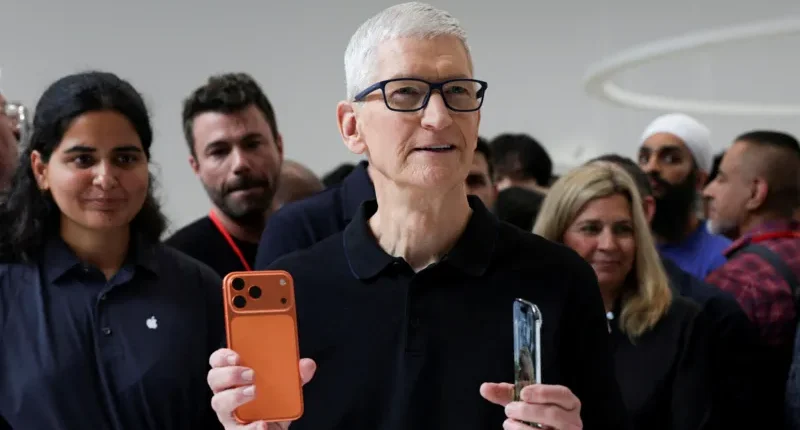 Apple claims 'tremendous' global uptake of latest iPhones