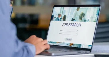 Should more be done to tackle 'ghost jobs', vacancies that don't exist?