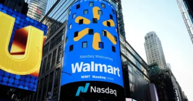 Walmart becomes first retailer to hit $1tn market value