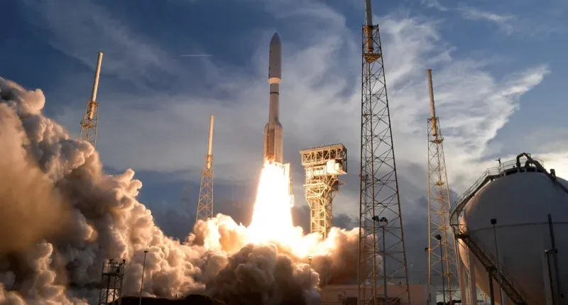 Amazon to spend $11bn on satellite firm in growing Starlink rivalry